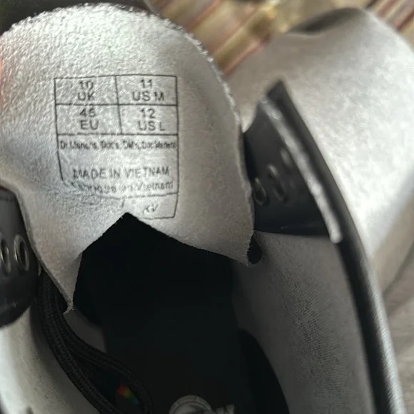 DR. MARTENS 1460 For Pride Boot New - Picture 6 of 9